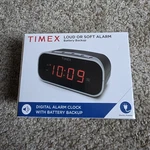 Timex Led Display Alarm Clock T121BX Black Digital Battery Backup Pre-own. Fixed Price $14.95.