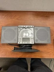 Brookstone BR-200 Cd Radio Multi-clock With No Remote Tested And Working. Fixed Price $80.00.