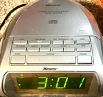 Memorex MC-2842 Silver Dual Alarm Clock Am/fm Radio Cd Player Stereo. Fixed Price $33.00.