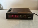 Magnavox Clock Radio D-3620 Simulated Wood Grain Am/fm Slumber Mode Works. Fixed Price $29.99.
