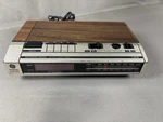 General Electric Fm Am Digital Clock Radio Wood Grain Vintage 7-4634 Silver. Fixed Price $17.99.