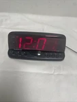 Radioshack 63-960 Digital Loud Alarm Clock, 2'' Led Large Display Works Great!. Fixed Price $29.99.