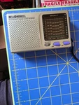 Works Bell & Howell Shortwave Radio Am/fm 9 Band World Receiver MW.SW1-7. Fixed Price $15.99.