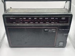 General Electric-ge Two-way Power Portable Am/fm Radio Model 7-2660D Read. Fixed Price $18.95.
