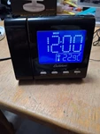 Electrohome EAAC601 Projection Alarm Clock With Am/fm Radio Battery Backup Works. Fixed Price $12.99.