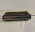 Vintage 80S Realistic Chronomatic 251 Clock Radio 12-1559 Amfm Woodgrain Works. Fixed Price $24.95.