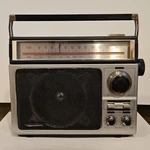 Vintage Realistic Radio Model 12-650A Am Fm Battery Case & Cord. Fixed Price $25.00.