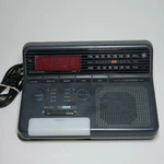 Vintage (7-4654A) Nite Light Am / Fm Clock Radio Timer Alarm. Fixed Price $16.00.