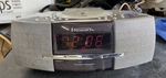 Emerson Research Cd Clock Radio W/dual Alarm CKD5809 Tested. Fixed Price $39.90.