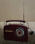 Retro Portable Am / Fm Radio By Intertek Model 930637 Red White Music Decor. Fixed Price $24.99.