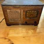 Farnsworth Art Deco Table Top Radio Wooden 1940 Vintage Tube - Makes Hum. Fixed Price $74.99.