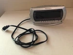 Emerson Smart Set Dual Alarm Clock Radio Am/ Fm CKS2235S Silver. Fixed Price $13.00.