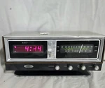 Zenith Model H472W Am/fm Clock Radio Circle Of Sound Restored With Green Leds. Fixed Price $30.00.