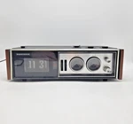 Panasonic RC-7469 Flip Clock Am/fm Radio Please Read. Fixed Price $129.99.