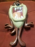 Tasmanian Devil Taz Am/ Fm Shower Radio Warner Bros Model WT11LT Salton 1998. Fixed Price $34.99.