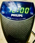 Phillips Gentle Wake Up Alarm & Am/fm Radio Option Of Buzzer Or 4. Fixed Price $24.02.