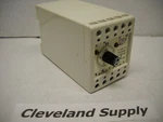 Elektro Automation T702A Timer 2-60 Seconds 110V Nos Condition / Box. Fixed Price $48.00.