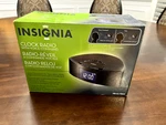 Insignia Clock Radio With Snooze Sleep Voice Command NS-CLVRO1 Am/fm. Fixed Price $9.95.
