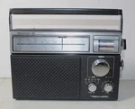 Realistic PORTAVISION-55 Model 12-778 Am Fm Tv Uhf Radio. Fixed Price $20.00.