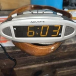 Acu-rite 13027A1 Digital Alarm Clock Electric With Battery Backup Tested Works. Fixed Price $14.99.