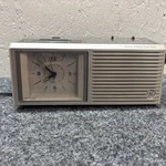 7-4557A Vintage Quartz Analog Clock Radio Am/fm Working. Fixed Price $14.99.