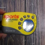 Sony Sports Walkman SRF-M78 Yellow Fm/am Radio Keypad Lock Armband Strap. Fixed Price $22.99.