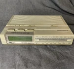 Vintage Magnavox D3050 Electronic Clock Radio Am Fm Alarm. Fixed Price $14.50.