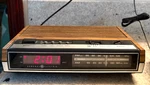 General Electric 7-4625C Am Fm Radio Alarm Clock Walnut Grain*vintage*tested. Fixed Price $20.14.