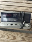 Zenith R462 Vintage Alarm Clock Radio Hong Kong Am/fm Digital Electronic. Fixed Price $20.00.