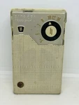 Vintage Hitachi Six Transistor Am Radio TH-666. Fixed Price $34.95.
