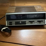 General Electric 7-4665A Vintage Walnut Am/fm Clock Radio Analog Alarm Snooze. Fixed Price $25.00.