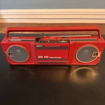 Red Gpx 2100 Am/fm Stereo Receiver With Detachable Radio. Fixed Price $59.80.