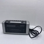 Emerson Research CKS2005 Auto Smartset Digital Am Fm Radio Dual Alarm Clock. Fixed Price $18.20.