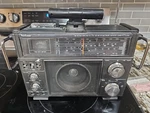 Vintage Venturer 10 Band Radio Model #2959-2 Ac Dc Powers Up Am Fm Sw Tv Cb Wb. Fixed Price $45.95.
