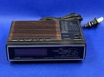 Lynx Model U181 Am/fm Alarm Clock Radio World Time Woodgrain Retro. Fixed Price $13.99.