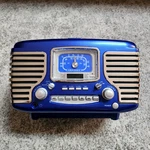 Crosley Cosair CR612-BK Digital Dual Alarm Clock/cd Player/am/fm Radio Blue. Fixed Price $75.99.
