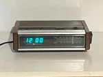 Vintage 7-4685A Fm/am Digital Clock Radio Tested & Working. Fixed Price $34.99.
