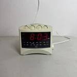 7-4806A Am/fm Alarm Clock Radio White Retro Cube Vintage Works Great. Fixed Price $15.29.
