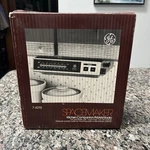 Ge Spacemaker Kitchen Companion Under Cabinet Am/fm Radio 7-4215 New. Fixed Price $89.00.