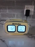 Studebaker SB3500 Alarm Clock With Bluetooth Radio White. Fixed Price $35.00.