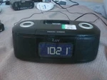Iluv Shake And Wake Dual Alarm Ipod IMM153BLK Clock Radio Dock. Fixed Price $32.00.