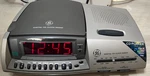 Ge Digital Cd Player Am/fm Radio Alarm Clock Model 7-4895A July 2000 -tested. Fixed Price $39.95.
