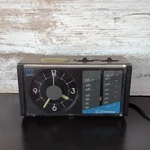 Vintage Emerson RAC4400 Mechanical Analog Alarm Clock Radio Battery Back-up. Fixed Price $51.75.