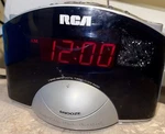 Vtg Rca RP3711A Digital Clock Radio Am/fm Alarm Snooze Black Silver Modern. Fixed Price $20.99.