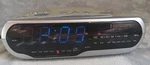 Emerson CKS1850 Research Smartset Am Fm 2-ALARM Clock Radio Blue Dimmer Tested. Fixed Price $18.95.
